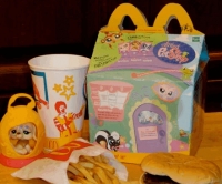 McDonald&#039;s будет дарить книги